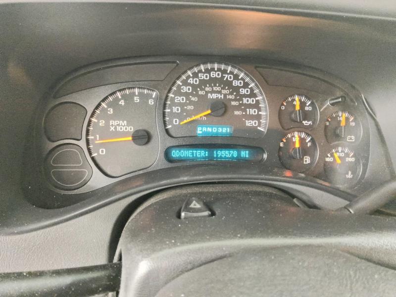 2004 CHEVROLET TAHOE C1500 — Фото 9 из 13