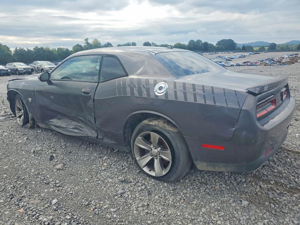 2016 DODGE CHALLENGER SXT — Фото 2 из 13