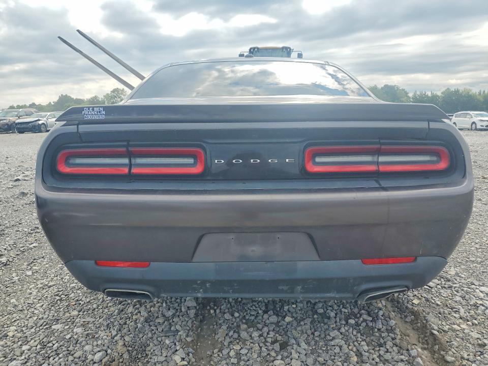 2016 DODGE CHALLENGER SXT — Фото 6 из 13