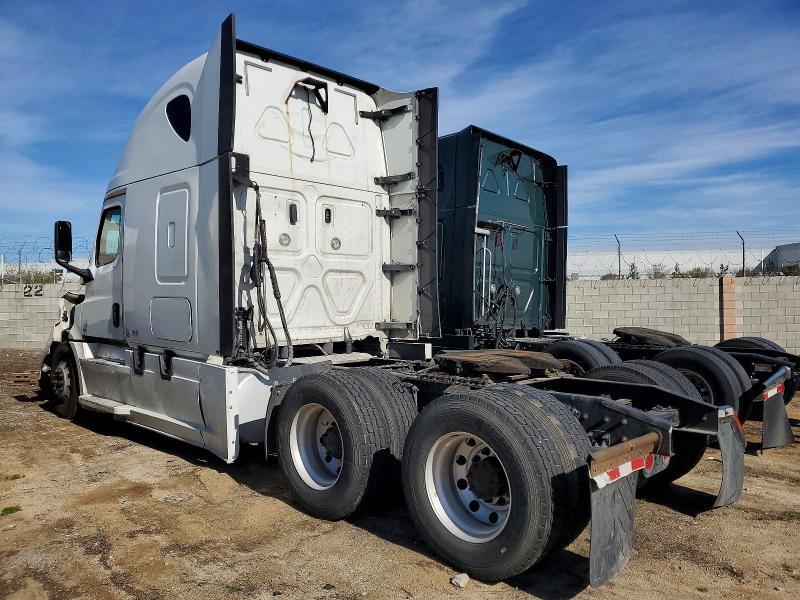 3AKJHHFG9JSJJ1479 2018 FREIGHTLINER CASCADIA 126 photo no. 3