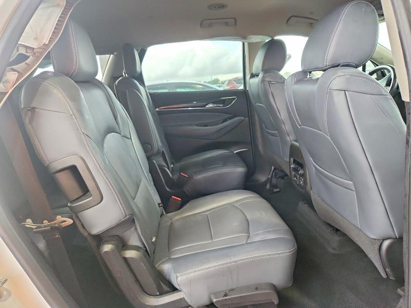 2018 BUICK ENCLAVE ESSENCE — Фото 11 из 13