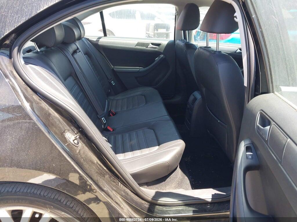 3VWLX7AJ1DM391409 2013 VOLKSWAGEN JETTA photo no. 8