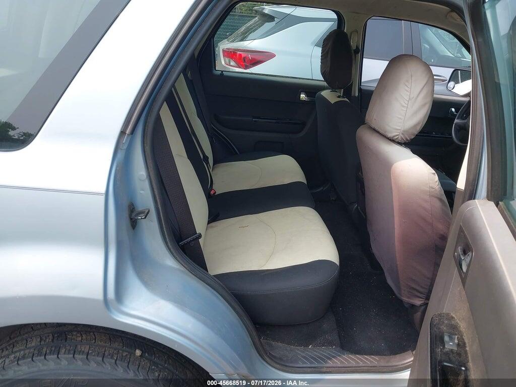 4F2CZ96108KM08098 2008 MAZDA TRIBUTE photo no. 8