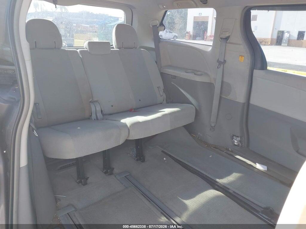 5TDZK3DC9CS192009 2012 TOYOTA SIENNA photo no. 8