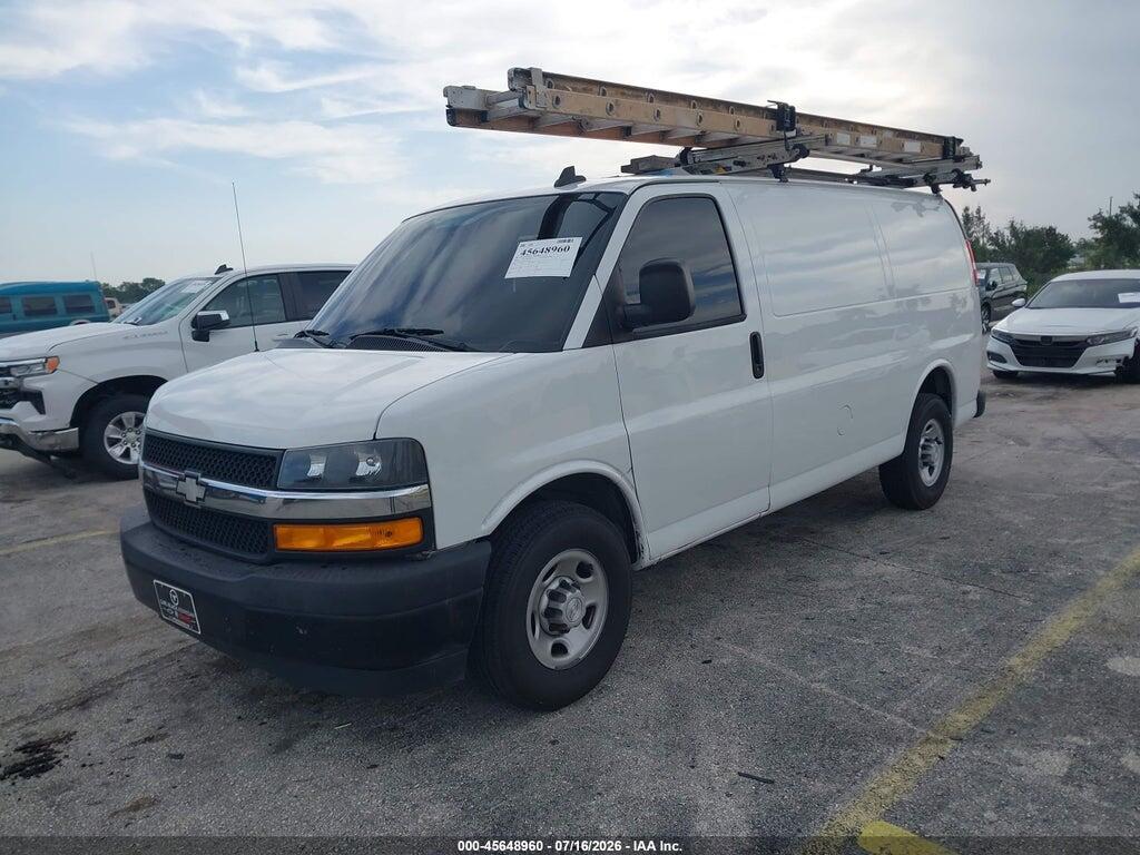 1GCWGAFG3K1372834 2019 CHEVROLET EXPRESS 2500 photo no. 2
