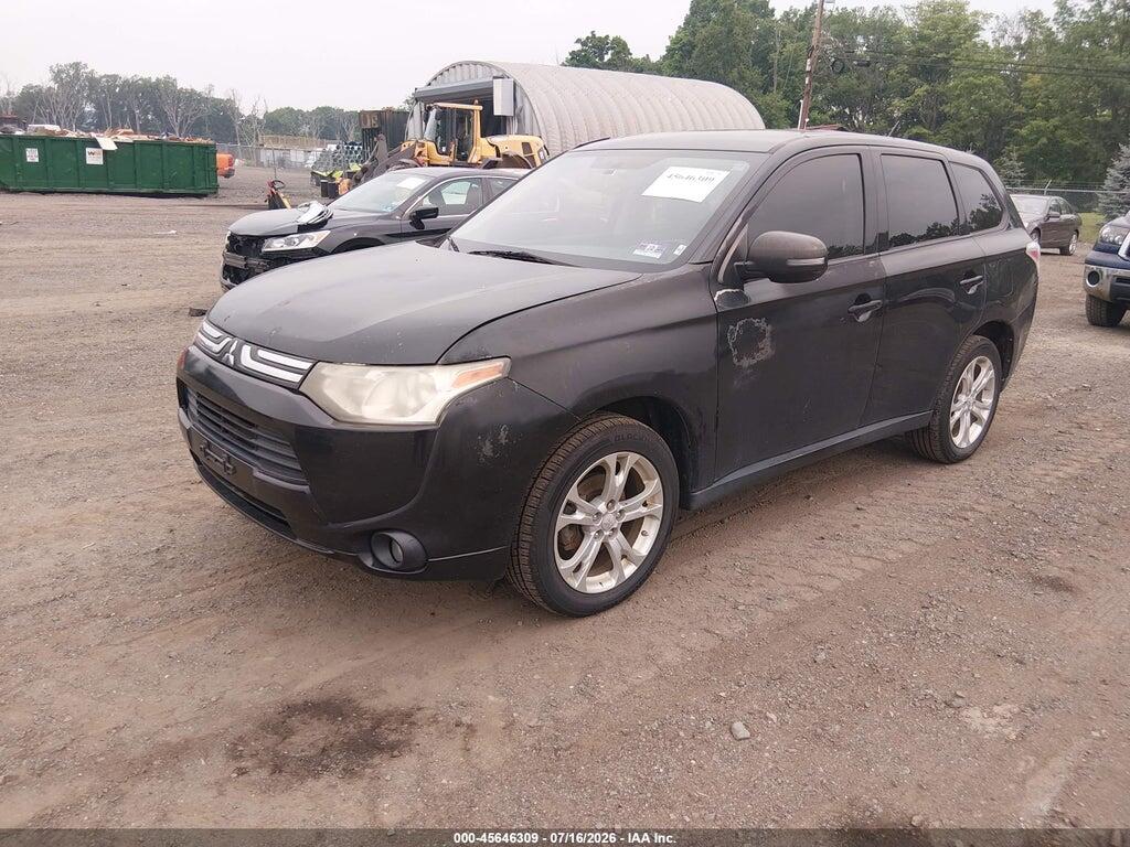 JA4AD3A35EZ012239 2014 MITSUBISHI OUTLANDER photo no. 2