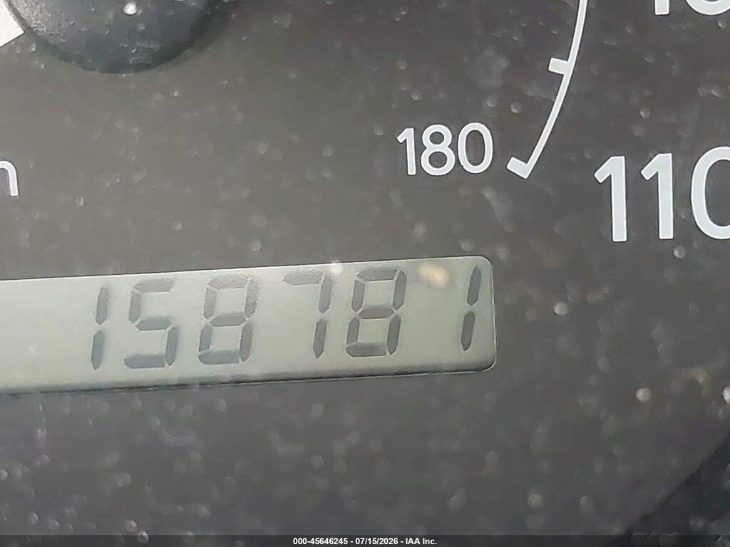 2T1BR12E81C407729 2001 TOYOTA COROLLA photo no. 7