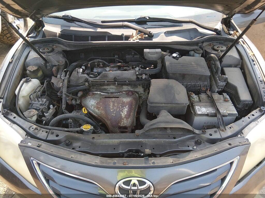 4T4BF3EKXBR113860 2011 TOYOTA CAMRY photo no. 10