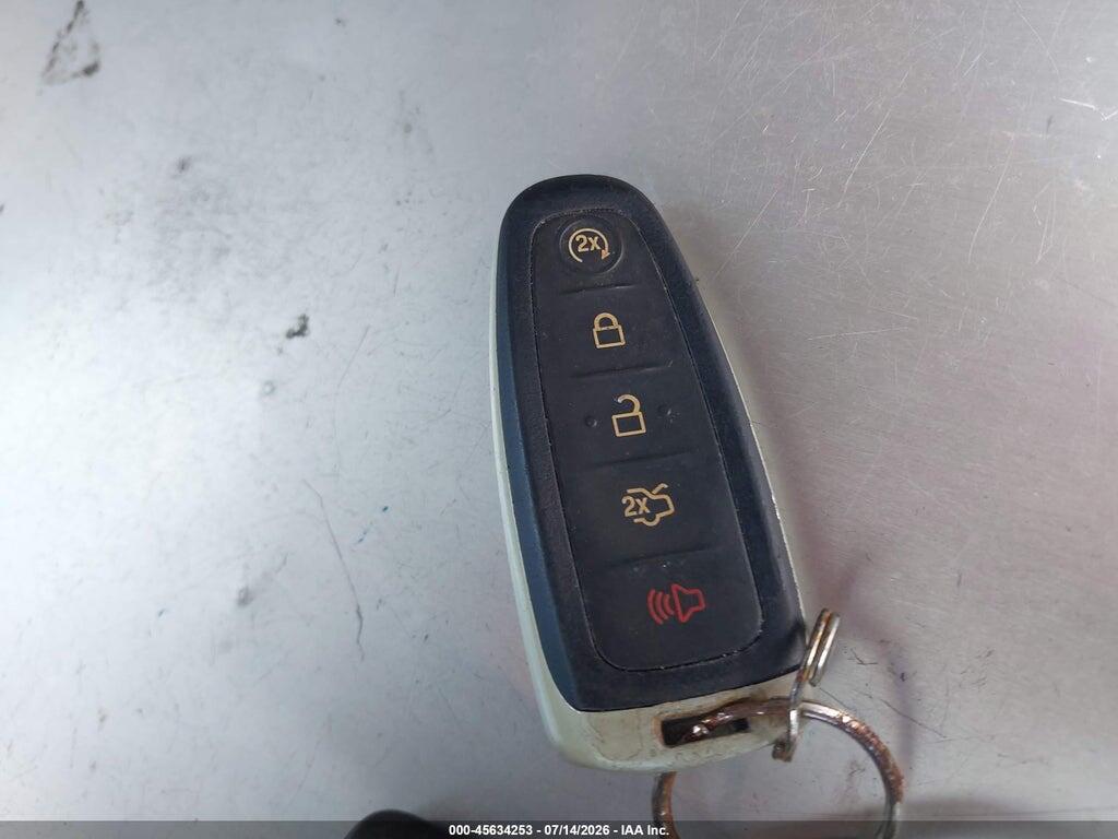 2LMDJ8JK9BBJ32379 2011 LINCOLN MKX photo no. 11