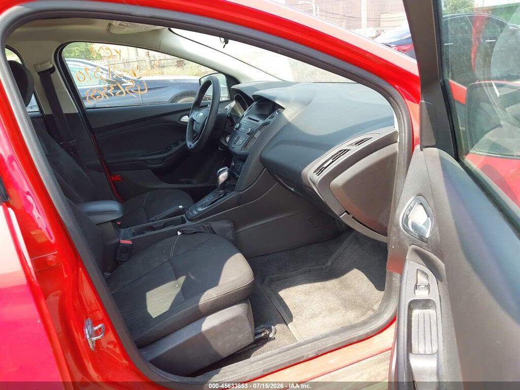 1FADP3K27GL216570 2016 FORD FOCUS photo no. 5