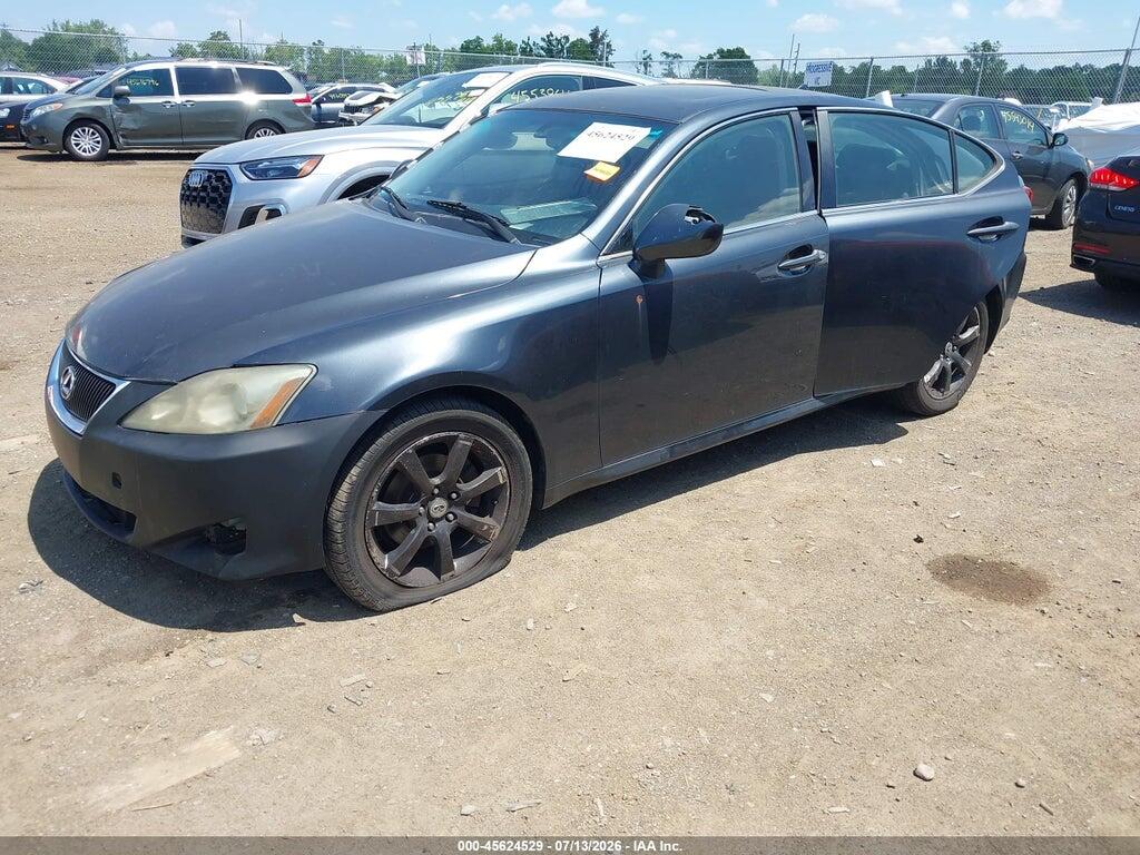 JTHCK262072011864 2007 LEXUS IS 250 photo no. 2