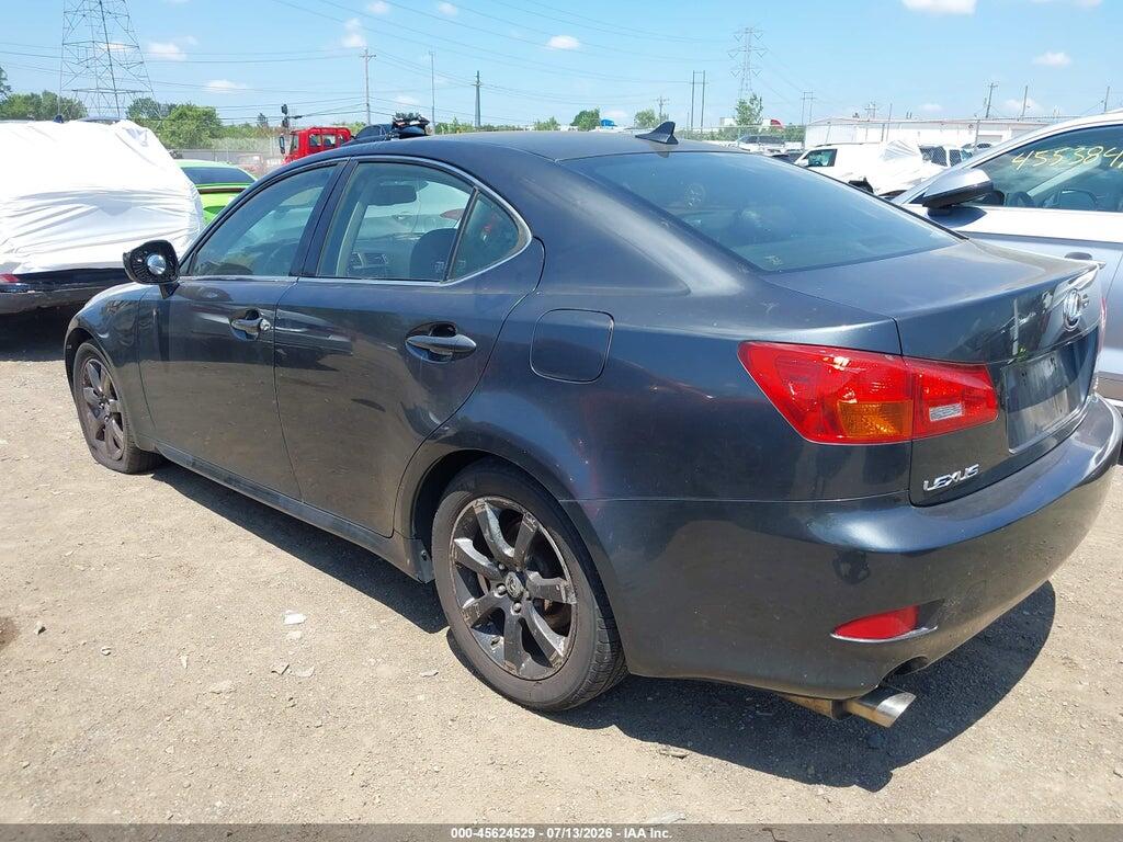 JTHCK262072011864 2007 LEXUS IS 250 photo no. 3