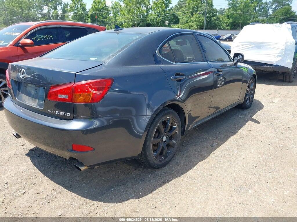 JTHCK262072011864 2007 LEXUS IS 250 photo no. 4