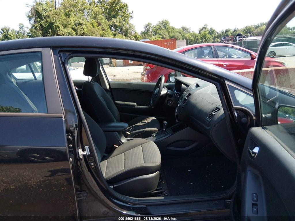 KNAFX4A6XF5330866 2015 KIA FORTE photo no. 5