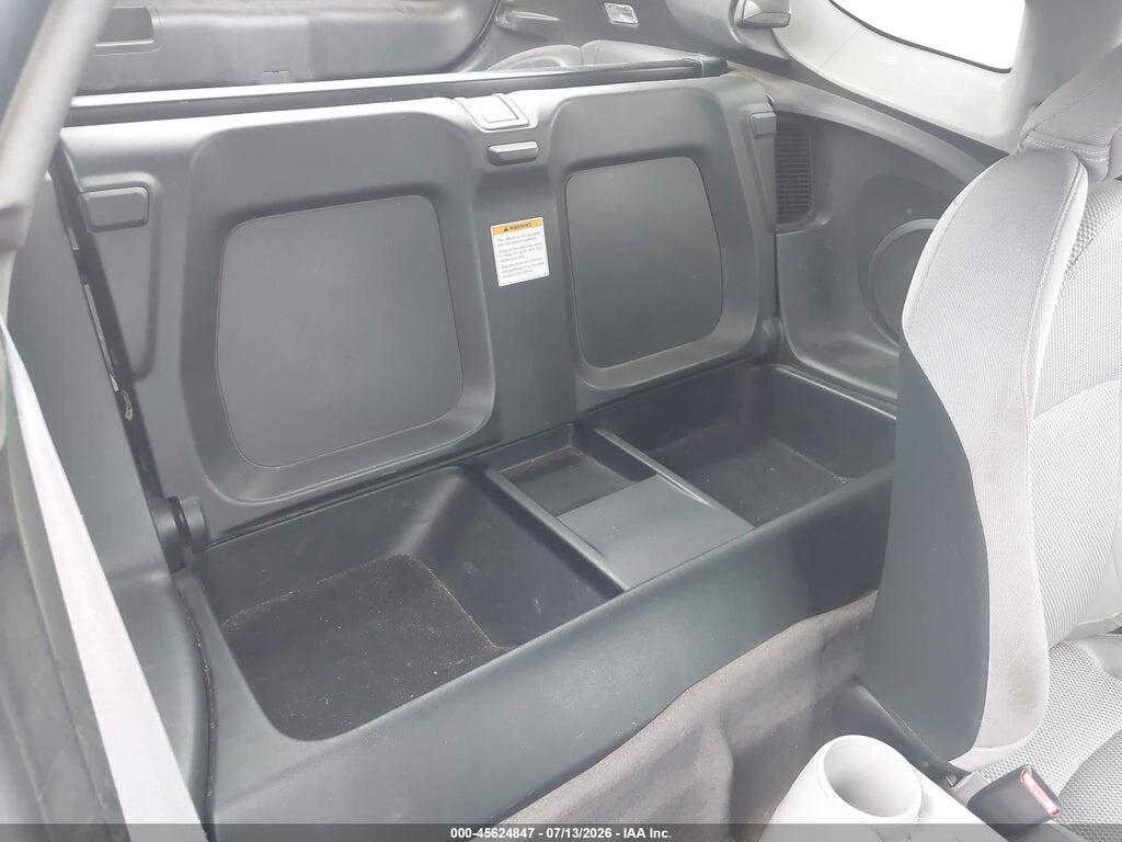 JHMZF1D67BS015062 2011 HONDA CR-Z photo no. 8