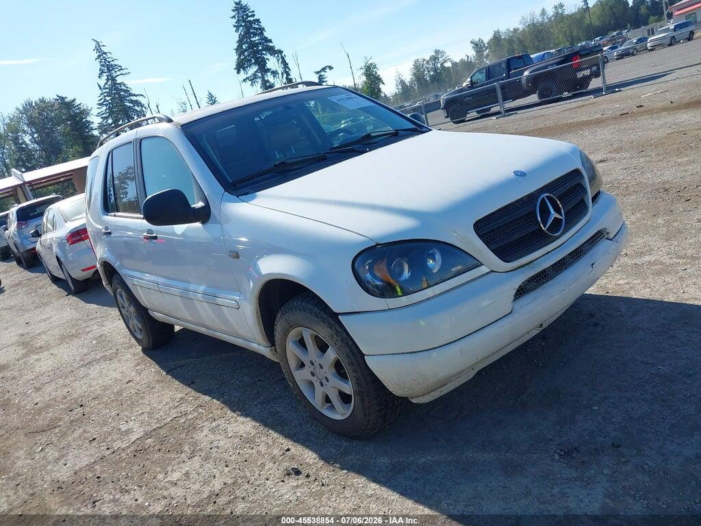 1999 MERCEDES-BENZ ML 430 4JGAB72E3XA076182
