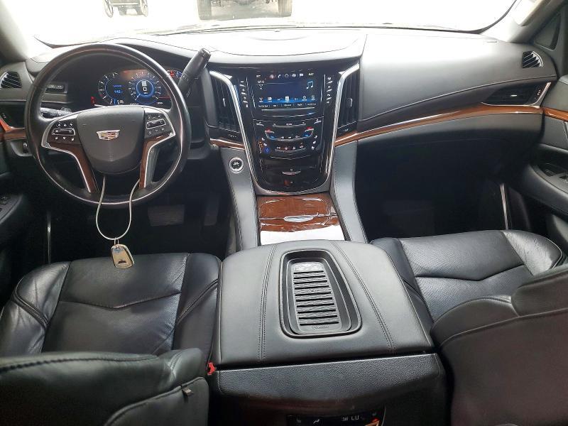 2018 CADILLAC ESCALADE LUXURY — Фото 8 из 13