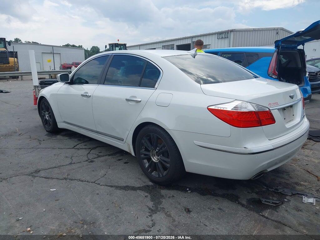 KMHGC4DF8AU070282 2010 HYUNDAI GENESIS photo no. 3