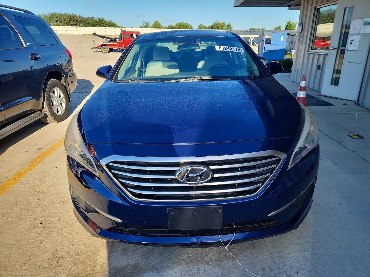 5NPE24AF6HH570805 2017 HYUNDAI SONATA photo no. 5