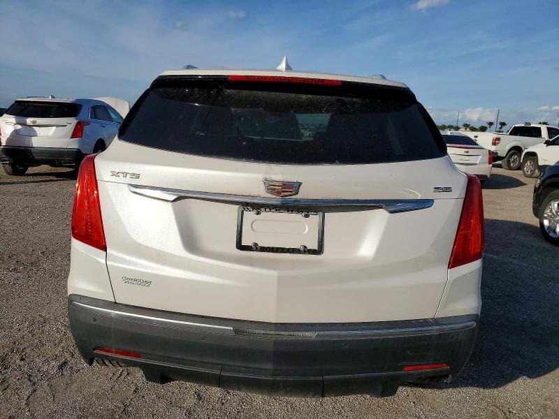 2018 CADILLAC XT5 LUXURY — Фото 6 из 13