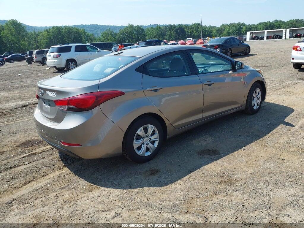 5NPDH4AE5GH715056 2016 HYUNDAI ELANTRA photo no. 4