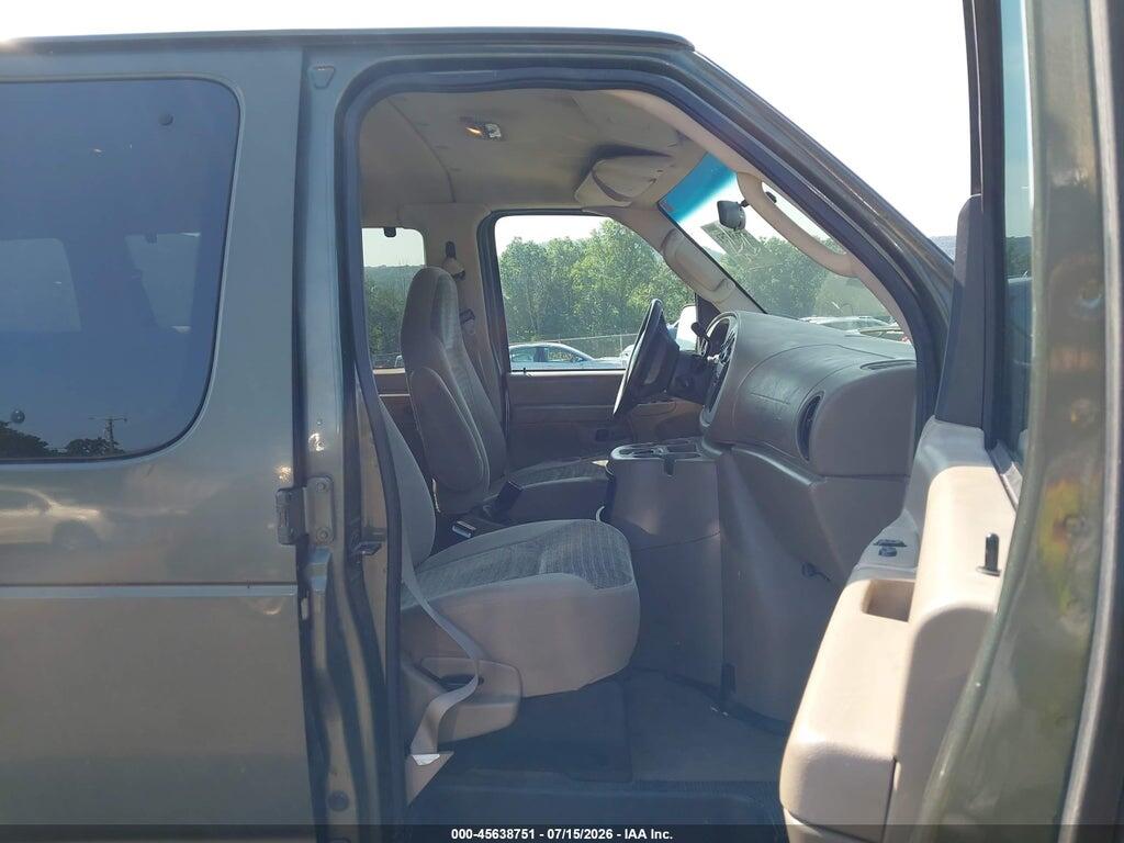 1FBNE31LX4HA23735 2004 FORD E-350 SUPER DUTY photo no. 5