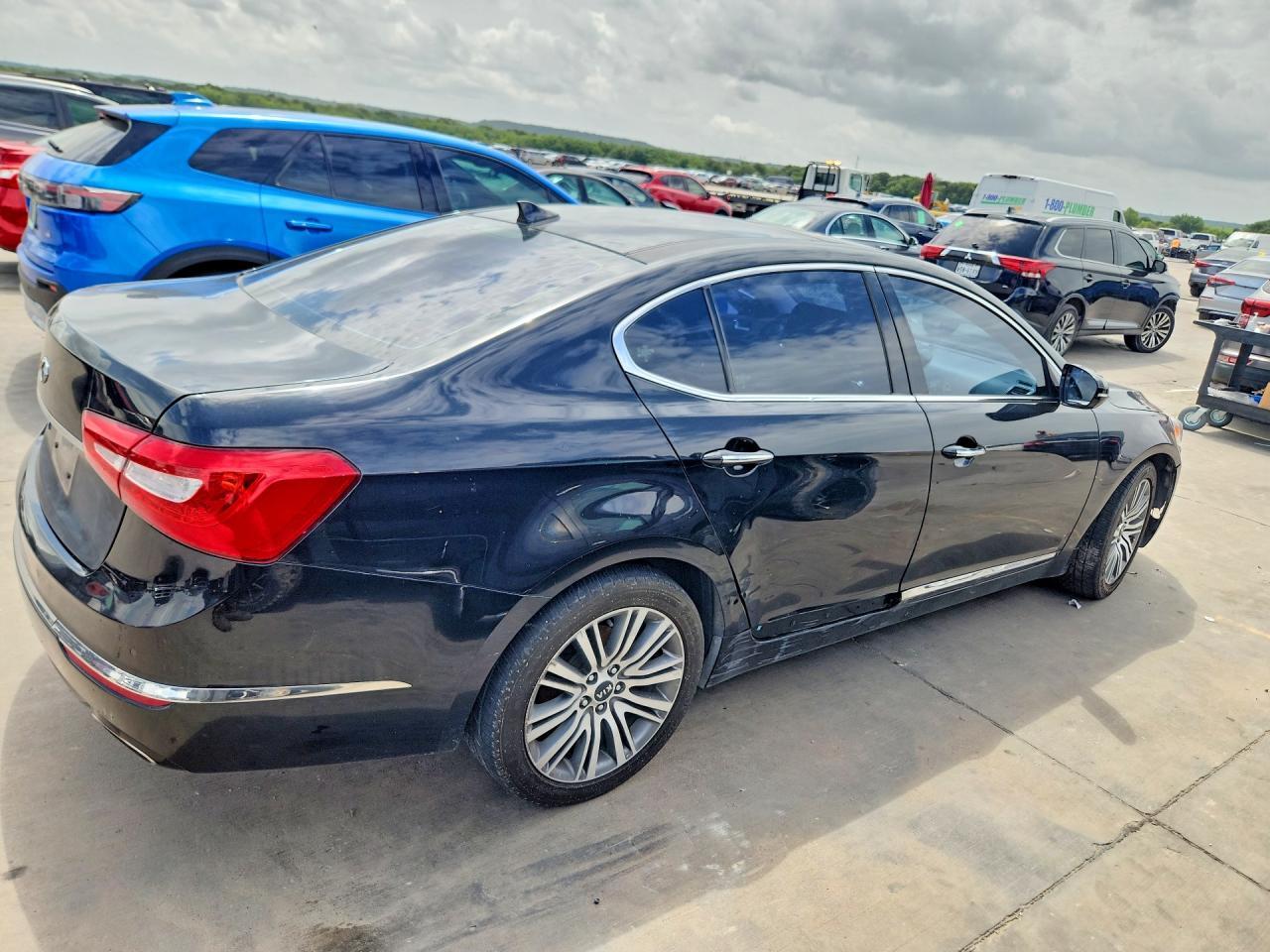 2016 KIA CADENZA LUXURY — Фото 3 из 12