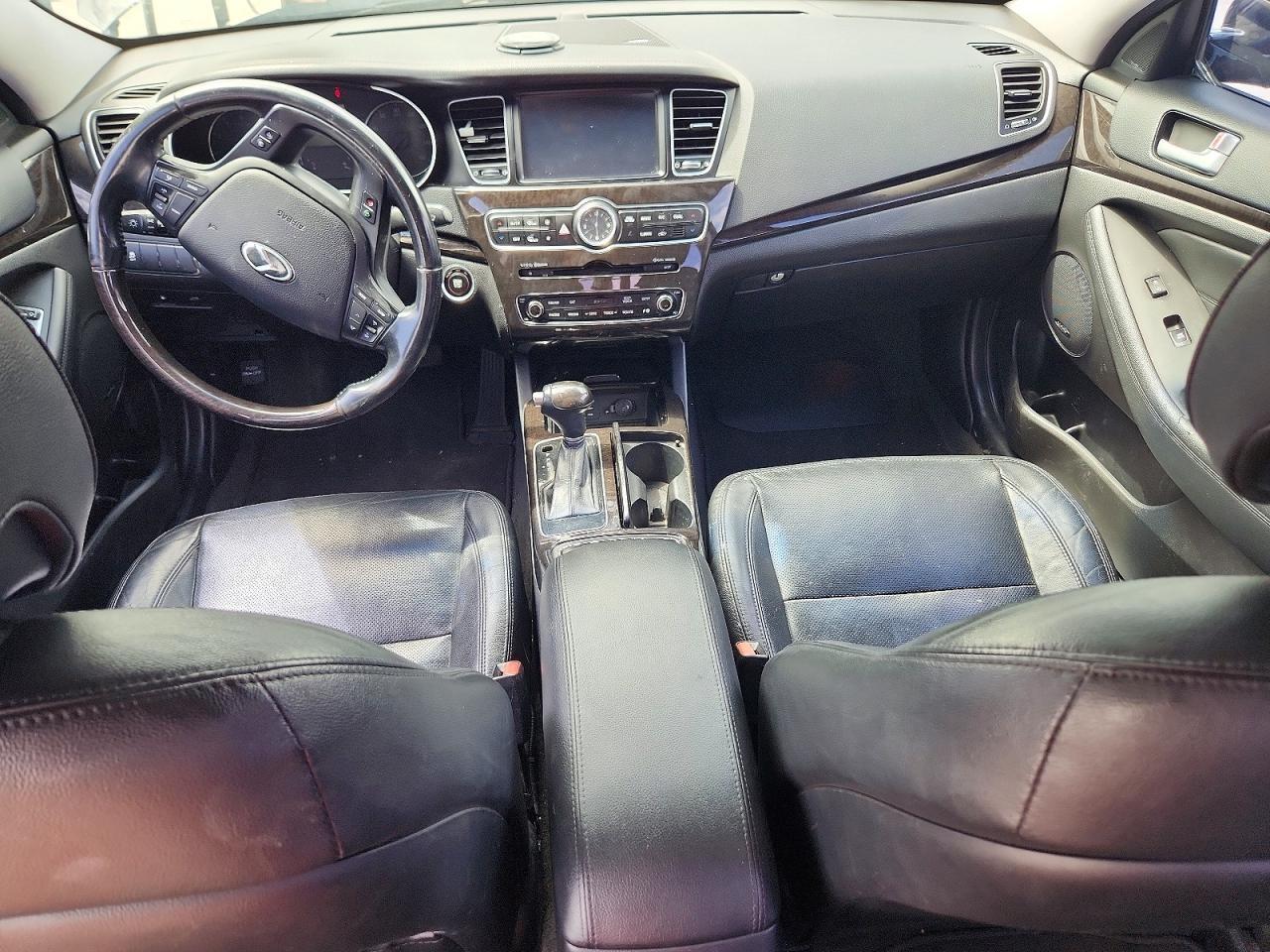 2016 KIA CADENZA LUXURY — Фото 8 из 12