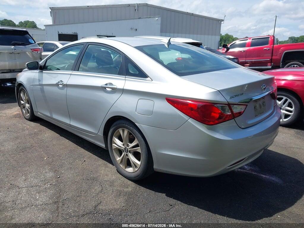 5NPEC4AC6BH032504 2011 HYUNDAI SONATA photo no. 3