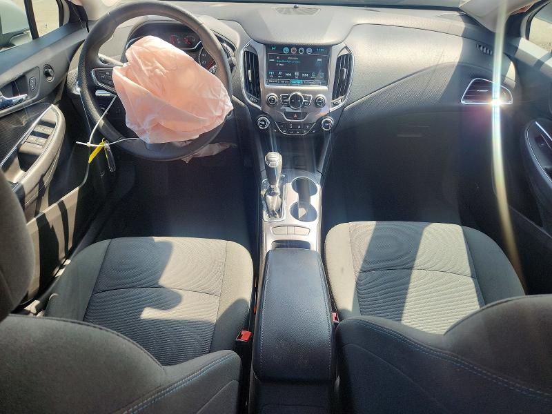 2018 CHEVROLET CRUZE — Фото 8 из 12