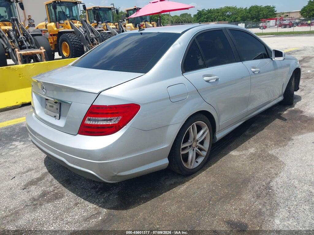 WDDGF4HBXDR296050 2013 MERCEDES-BENZ C 250 photo no. 4