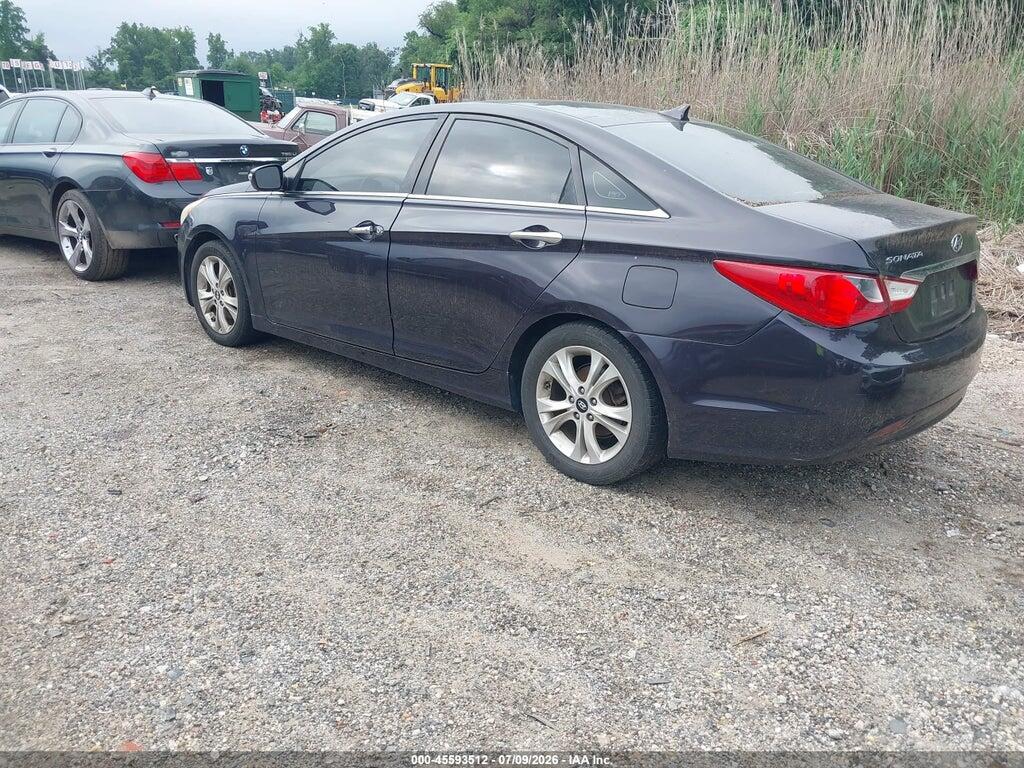 5NPEC4AC4BH176634 2011 HYUNDAI SONATA photo no. 3