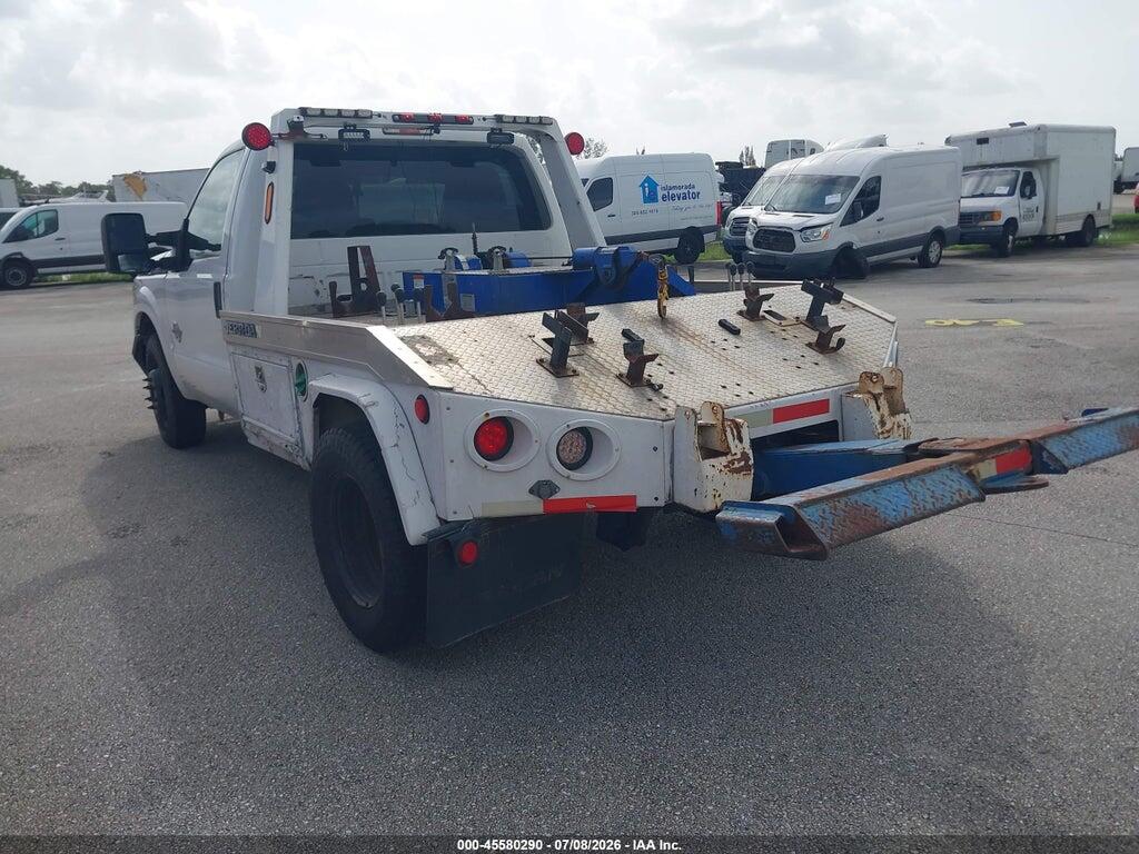 1FDRF3GT5DEA16724 2013 FORD F-350 CHASSIS photo no. 3