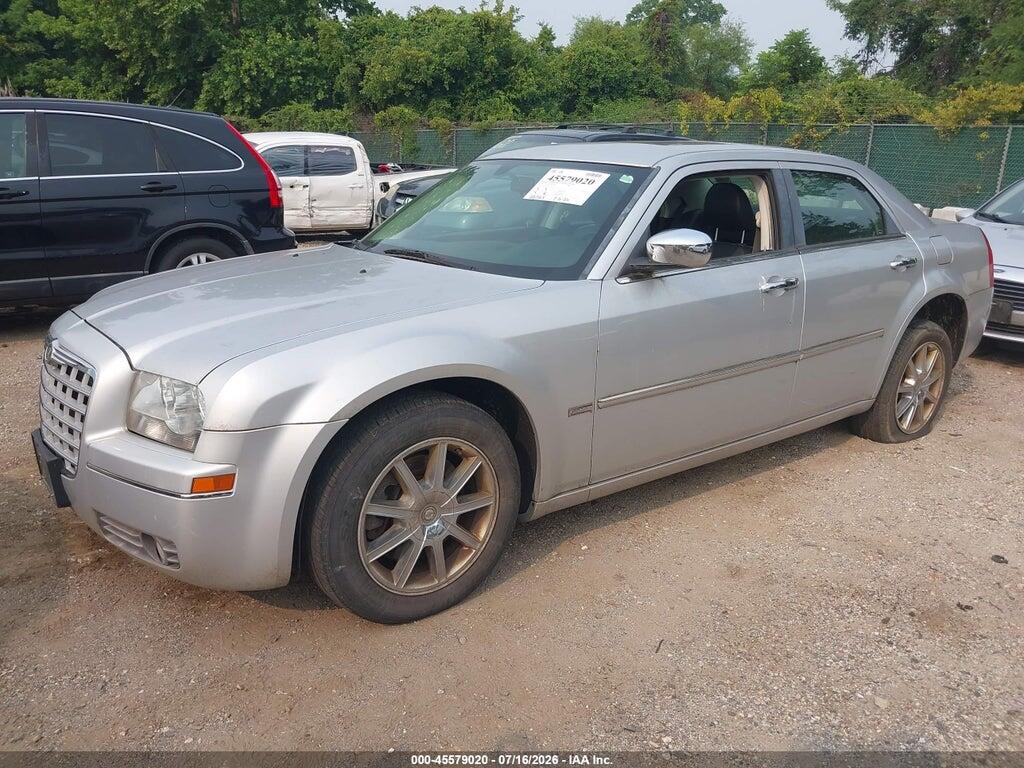 2C3CK5CV6AH134539 2010 CHRYSLER 300 photo no. 2