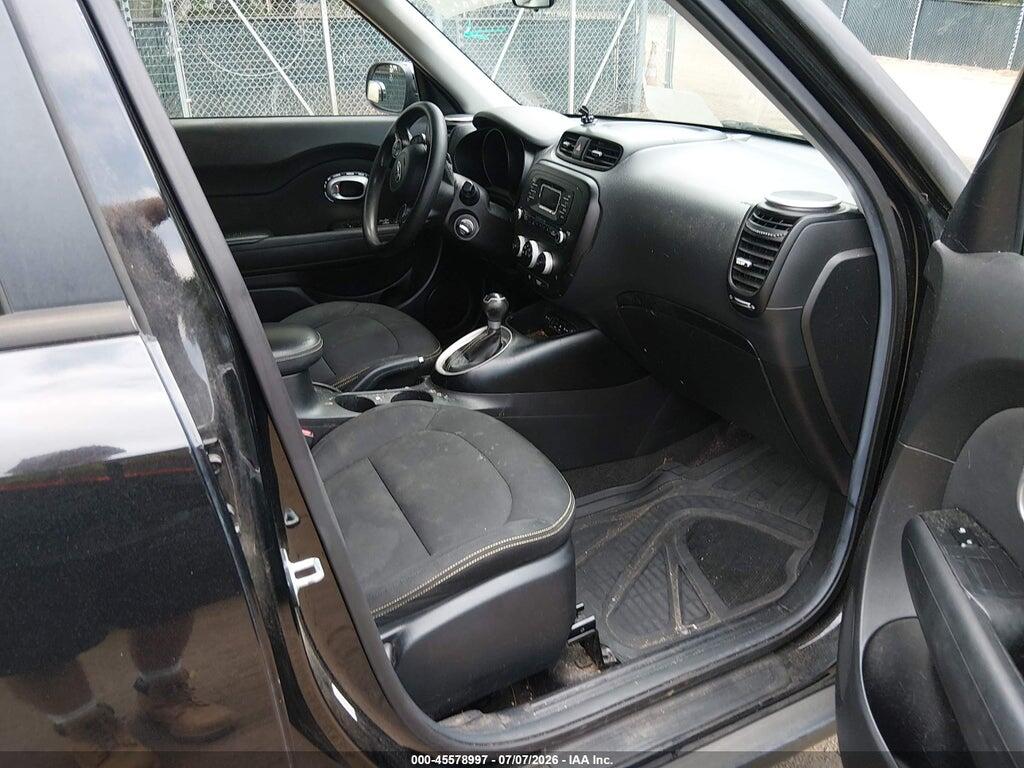 KNDJP3A54E7058090 2014 KIA SOUL photo no. 5