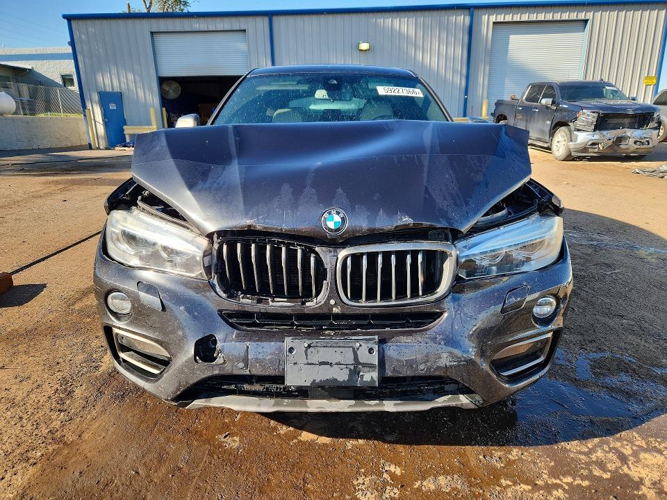 2017 BMW X6 XDRIVE50I — Фото 5 из 12