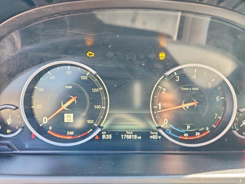 2017 BMW X6 XDRIVE50I — Фото 9 из 12