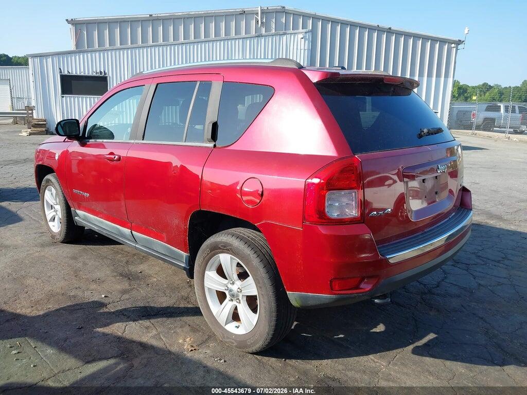 1J4NF5FB0BD163652 2011 JEEP COMPASS photo no. 3