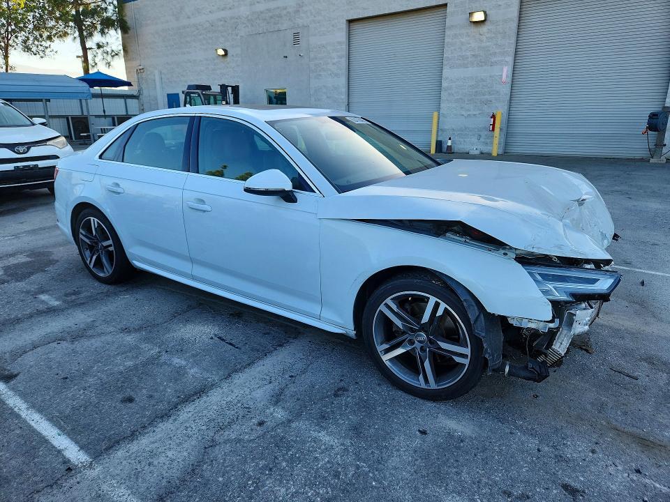 2018 AUDI A4 PREMIUM PLUS — Фото 4 из 13