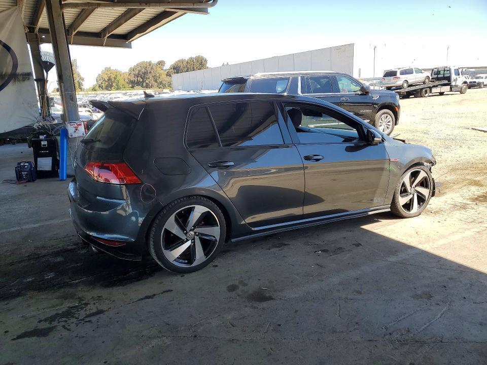 2017 VOLKSWAGEN GTI S — Фото 3 из 13