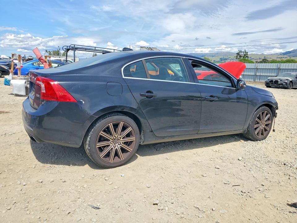 2018 VOLVO S60 INSCRIPTION — Фото 3 из 13