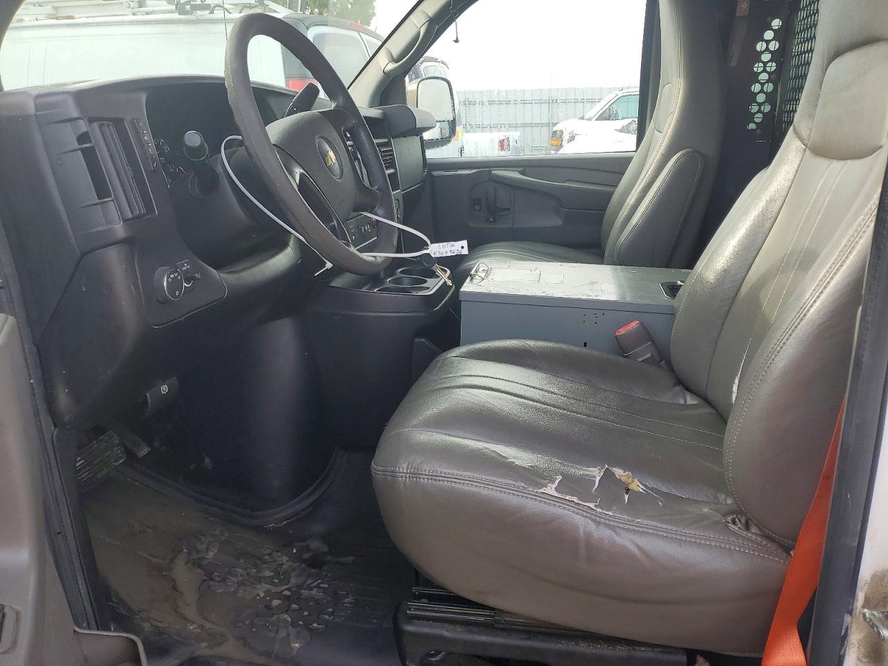 1GCWGFCB9E1119690 2014 CHEVROLET EXPRESS G2500 photo no. 7