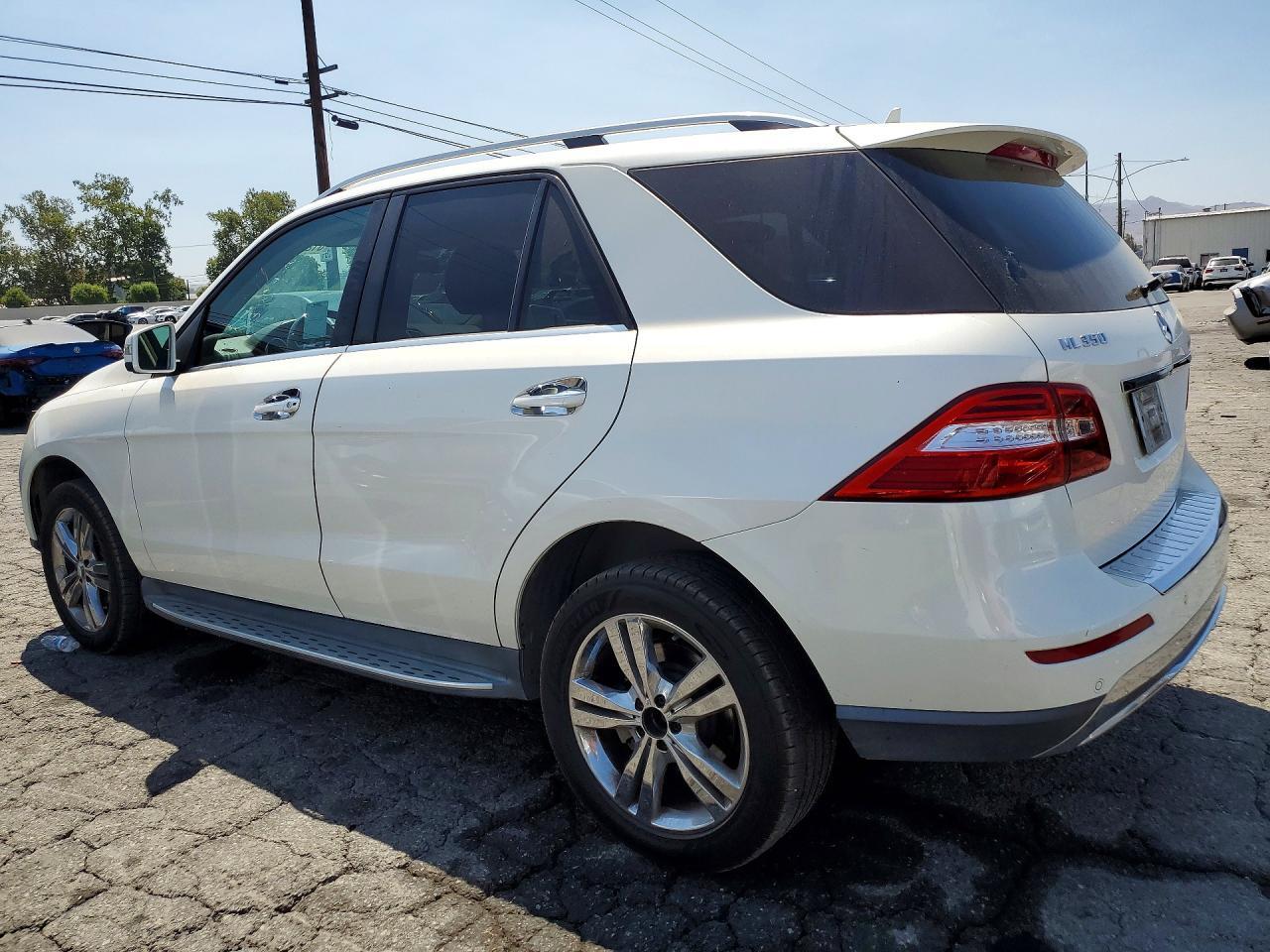 2013 MERCEDES-BENZ ML 350 — Фото 2 из 13