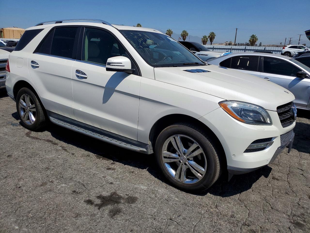 2013 MERCEDES-BENZ ML 350 — Фото 4 из 13