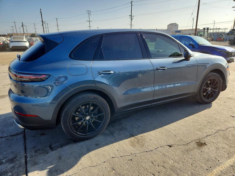 2019 PORSCHE CAYENNE — Фото 3 из 13