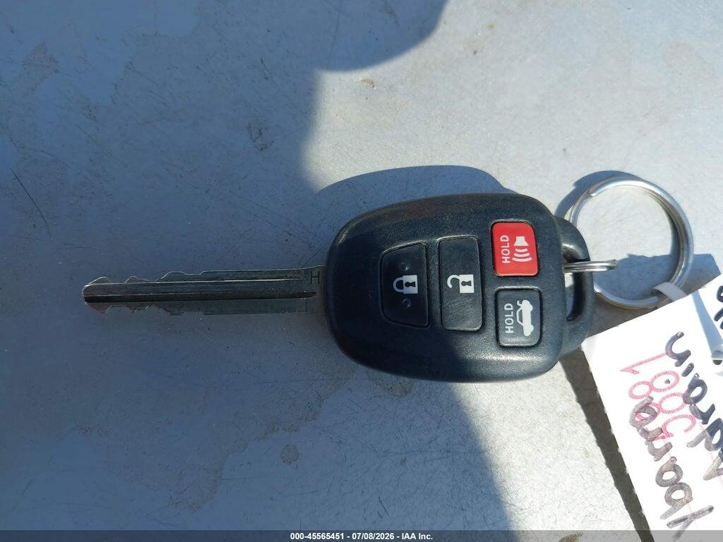 5YFBURHE7KP891981 2019 TOYOTA COROLLA photo no. 11