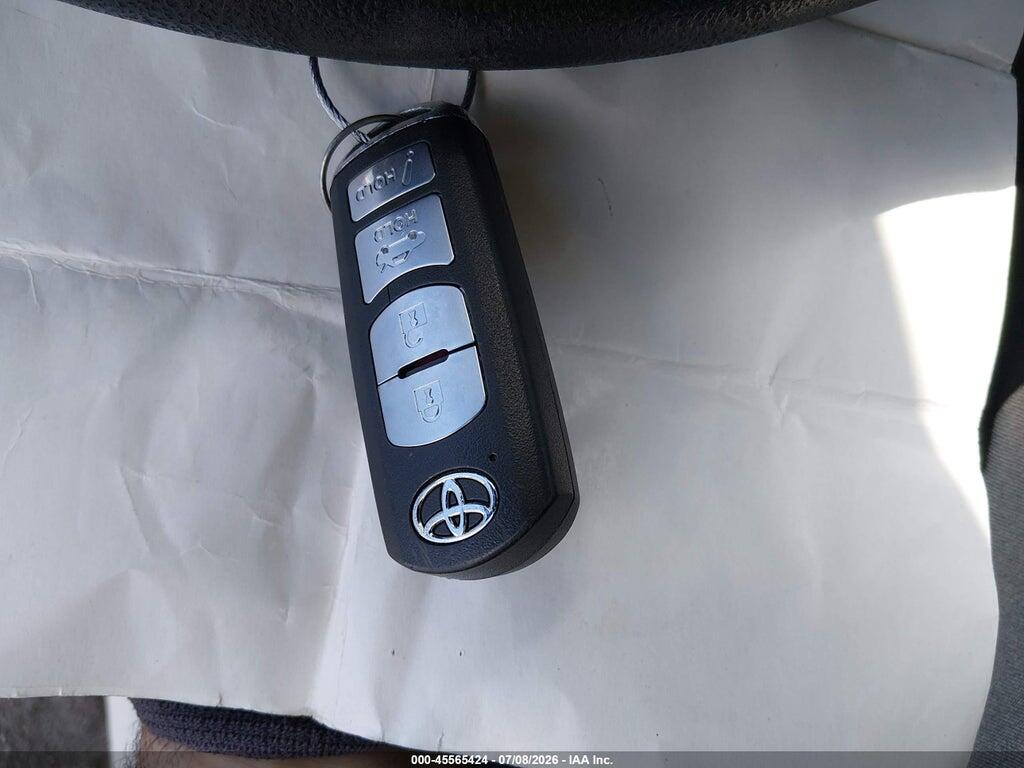3MYDLBYV9HY187701 2017 TOYOTA YARIS IA photo no. 11