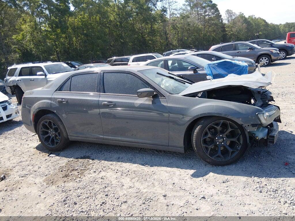 2C3CCABG3KH533435 2019 CHRYSLER 300 photo no. 12