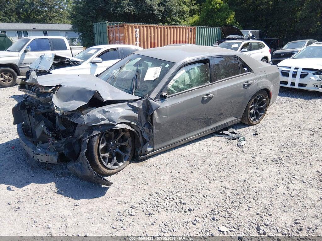 2C3CCABG3KH533435 2019 CHRYSLER 300 photo no. 2