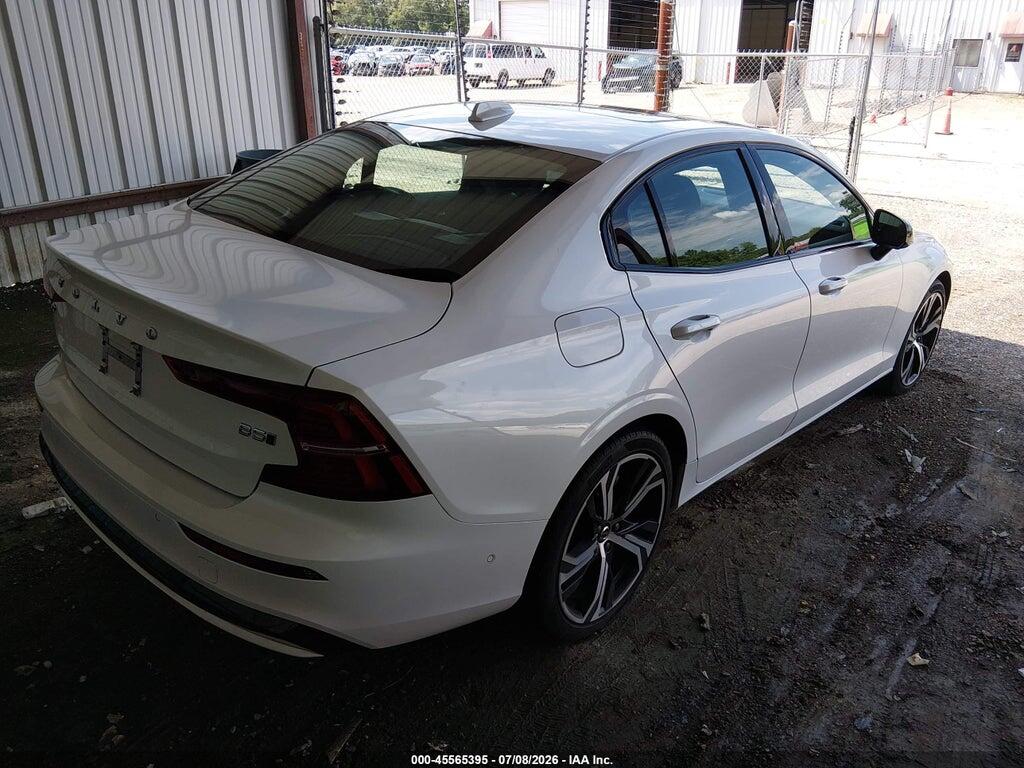 7JRL12TM8RG308141 2024 VOLVO S60 photo no. 4